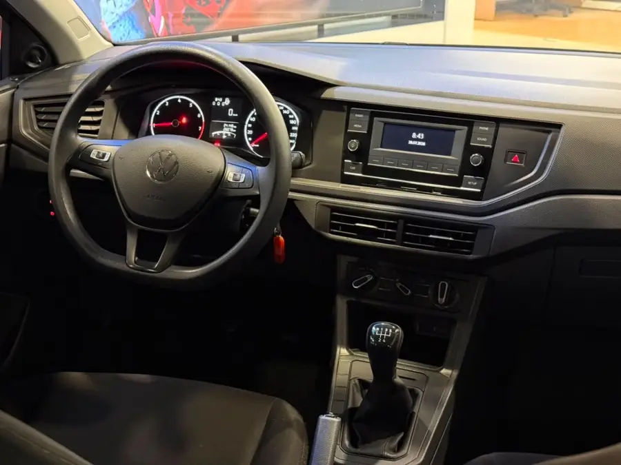 Volkswagen Polo Track 1.0 Flex 12V 5p 2024 — foto 7