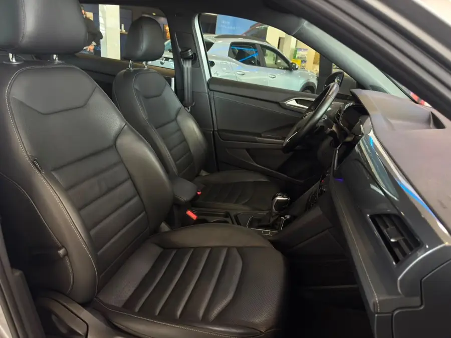 Volkswagen TAOS Highline 1.4 250 TSI Flex Aut. 2023 — foto 4