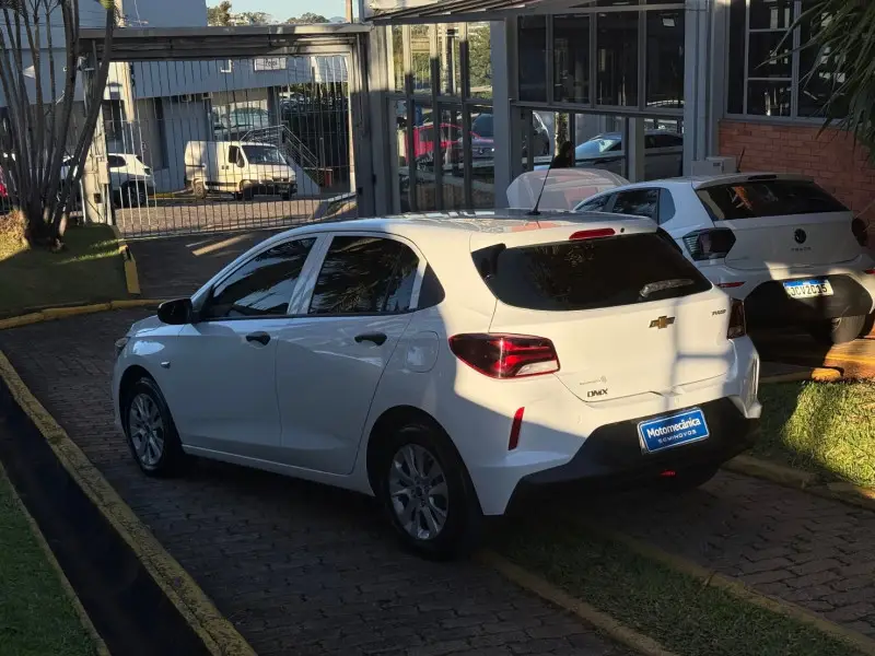 Chevrolet ONIX HATCH LTZ 1.0 12V TB Flex 5p Aut. 2023/2024 — foto 7