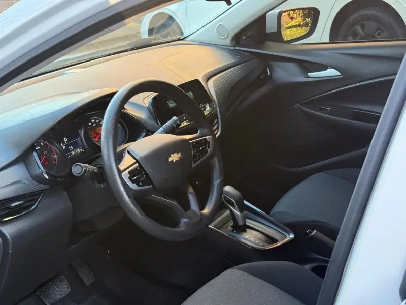 Chevrolet ONIX HATCH LTZ 1.0 12V TB Flex 5p Aut. 2023/2024 — foto 3